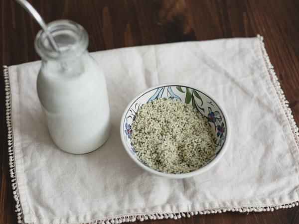 Poznate koristi konopljinega mleka?